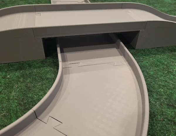 Rally-Cross Track for 1:43 Scale Cars - Image 2